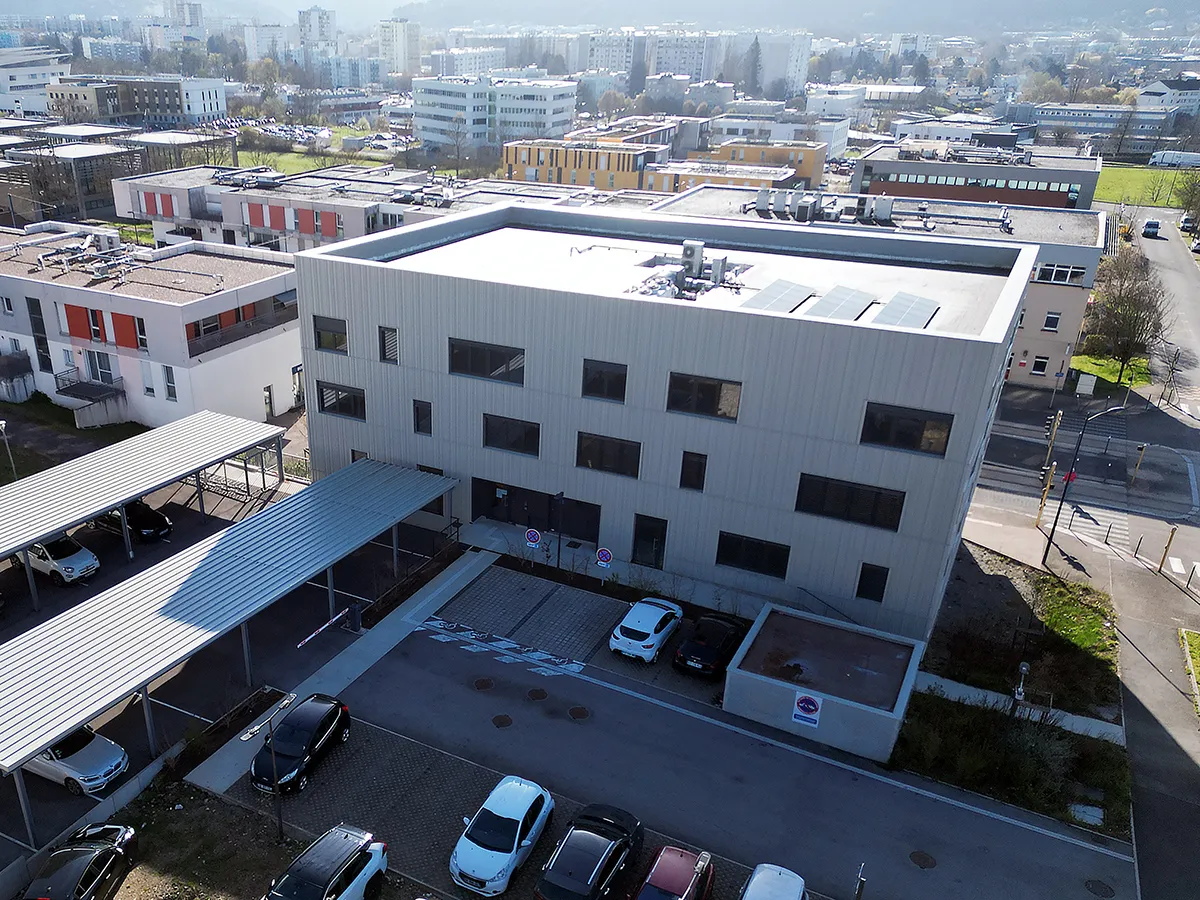 batiment de consultation - Centre de Chirurgie Orale de Besan&ccedil;on